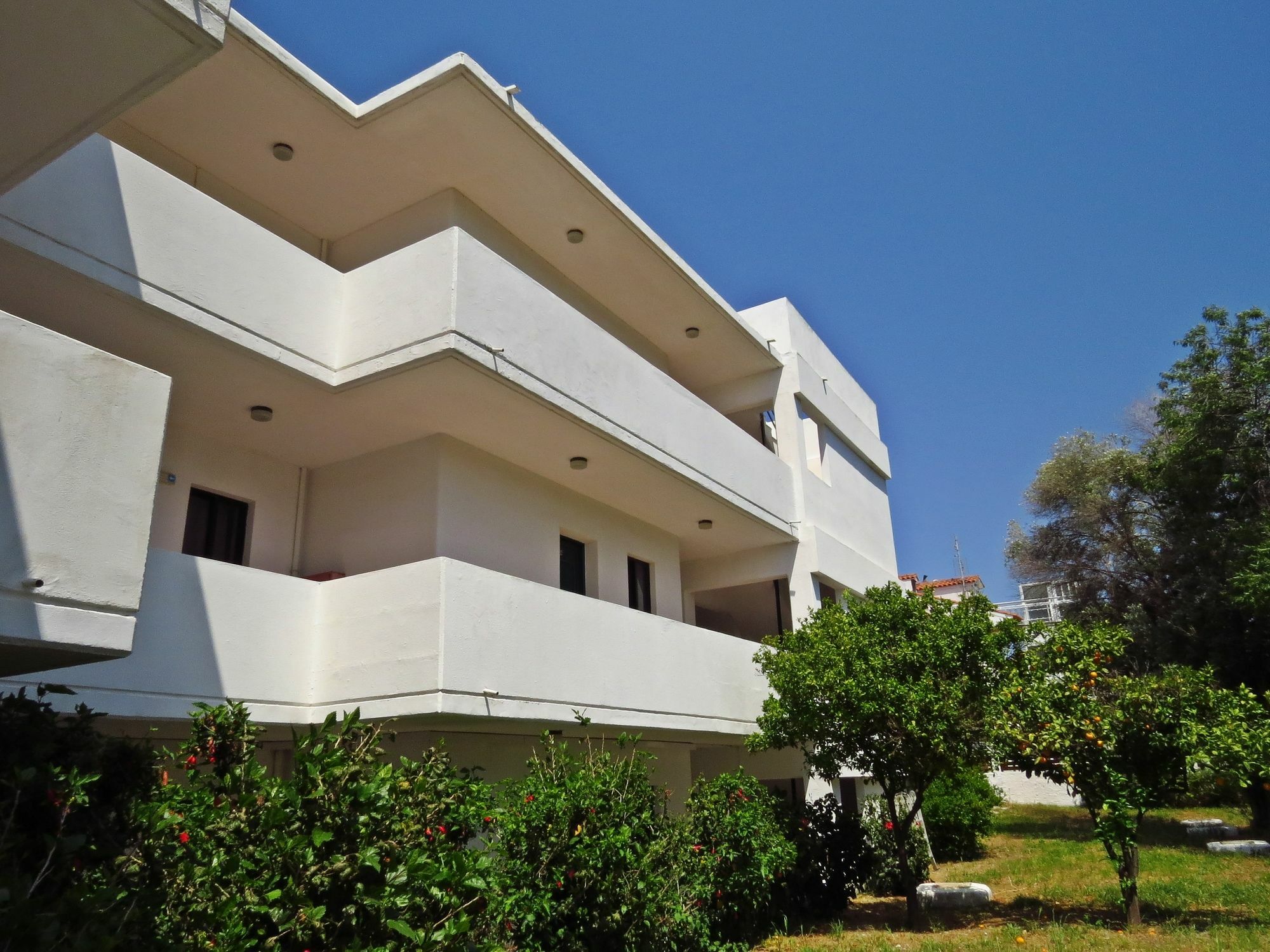 Debby Apartments Ialysos  Buitenkant foto